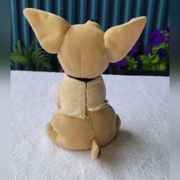 Taco Bell Chihuahua Plush Toy  wearing T-shirt plushie - Picture 5 of 14